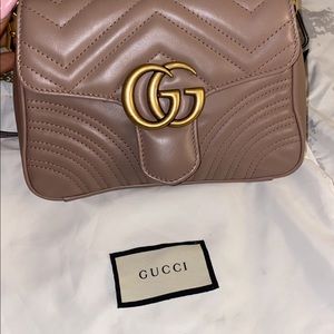 100% authentic Gucci Marmont hand bag